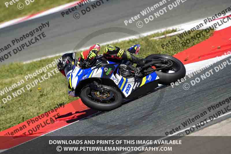 cadwell no limits trackday;cadwell park;cadwell park photographs;cadwell trackday photographs;enduro digital images;event digital images;eventdigitalimages;navarra;no limits trackdays;peter wileman photography;racing digital images;trackday digital images;trackday photos